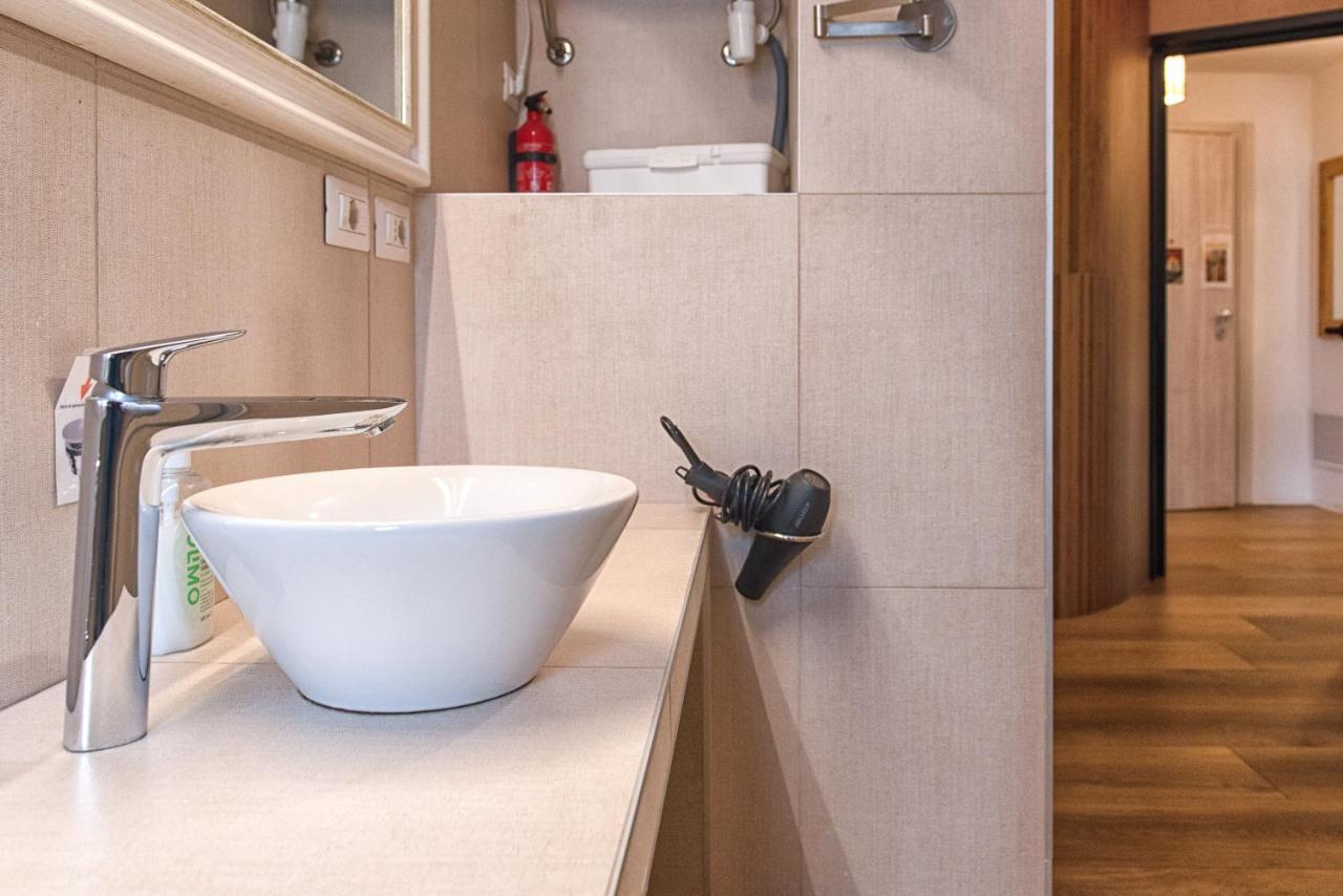 Luxury Flat By Central Station / Unique View Milano Ngoại thất bức ảnh